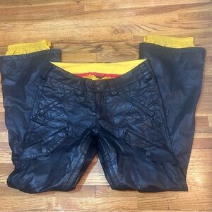 B by Burton Snowboard Ski Pants Black with Yellow Lining Mens Small